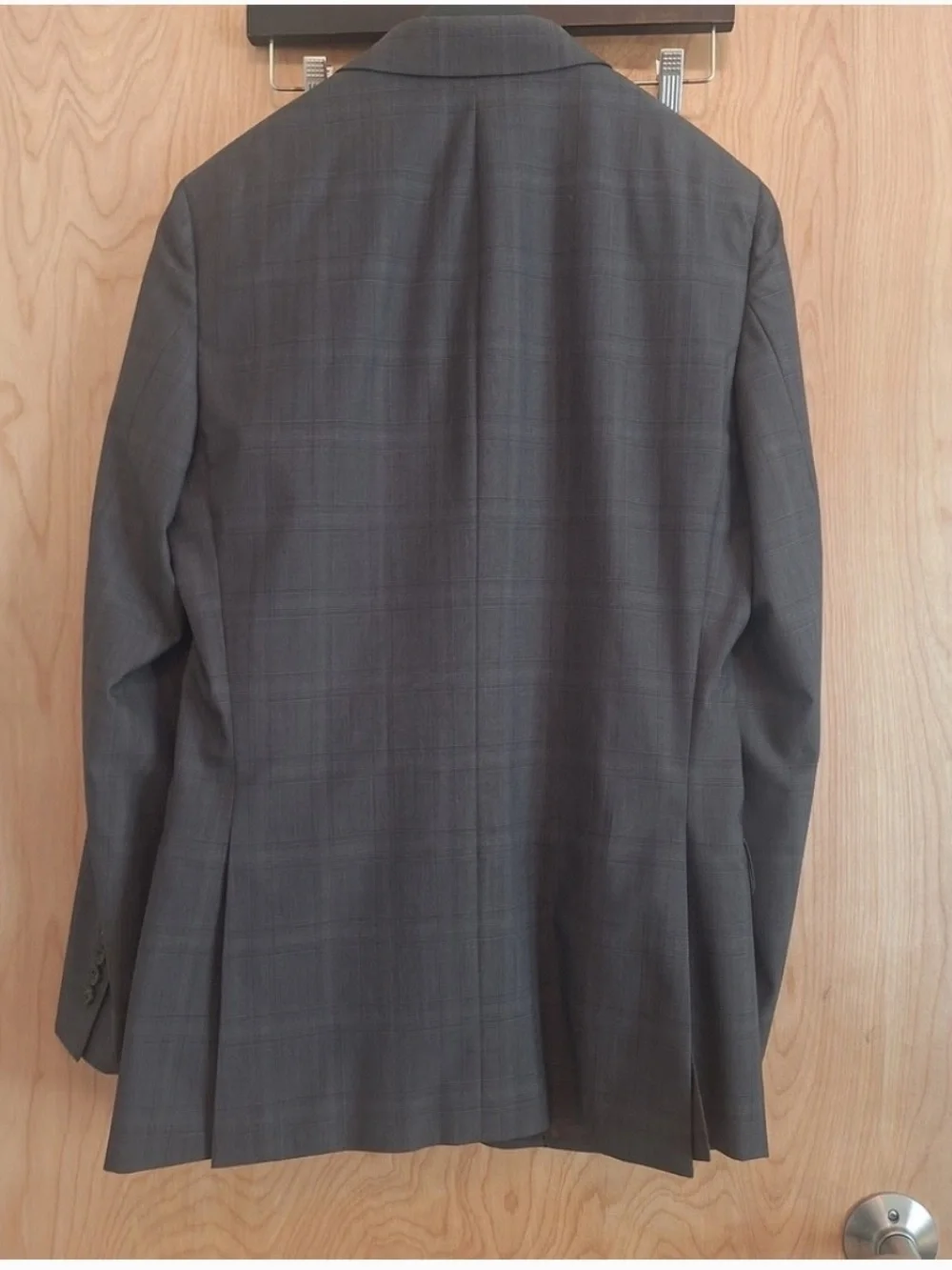 TALLIA Men's Charcoal Suit
